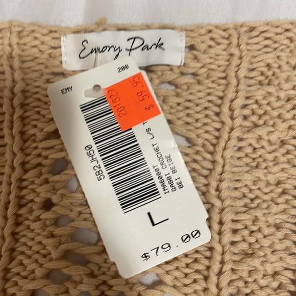 Envy & grace crocheted cropped sweater - Picture 2 of 5